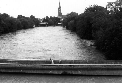 Donau mit 4m Hochwasser